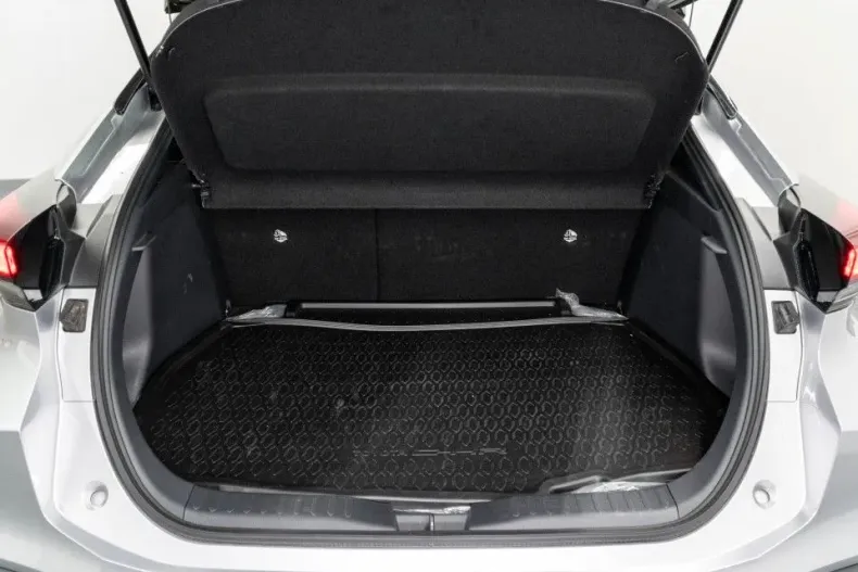 Toyota C-HR din 2023 cu 10.500 km - oferta TOY148356 - foto 8