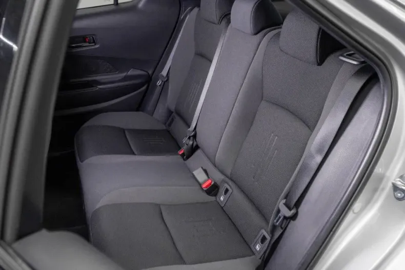 Toyota C-HR din 2023 cu 10.500 km - oferta TOY148356 - foto 25