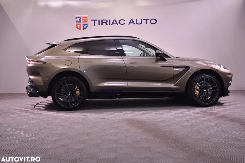 Aston Martin DBX din 2023 cu 40.371 km - oferta AST148361 - foto 6