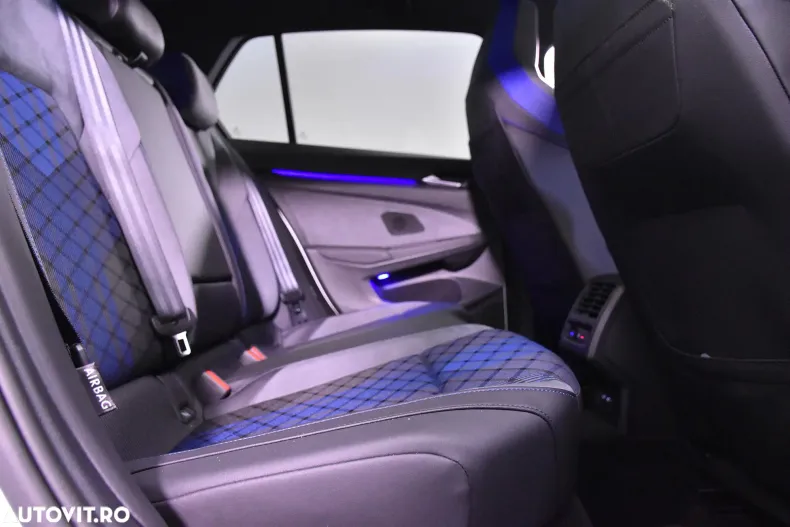 Volkswagen Golf din 2021 cu 56.609 km - oferta VOL148363 - foto 12