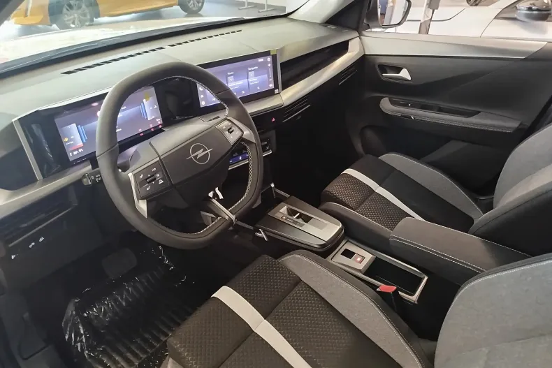 Opel Frontera din 2025 cu 2 km - oferta OPE148370 - foto 6