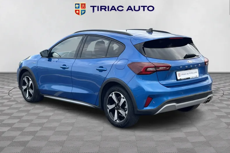 Ford Focus din 2024 cu 4.252 km - oferta FOR148373 - foto 3
