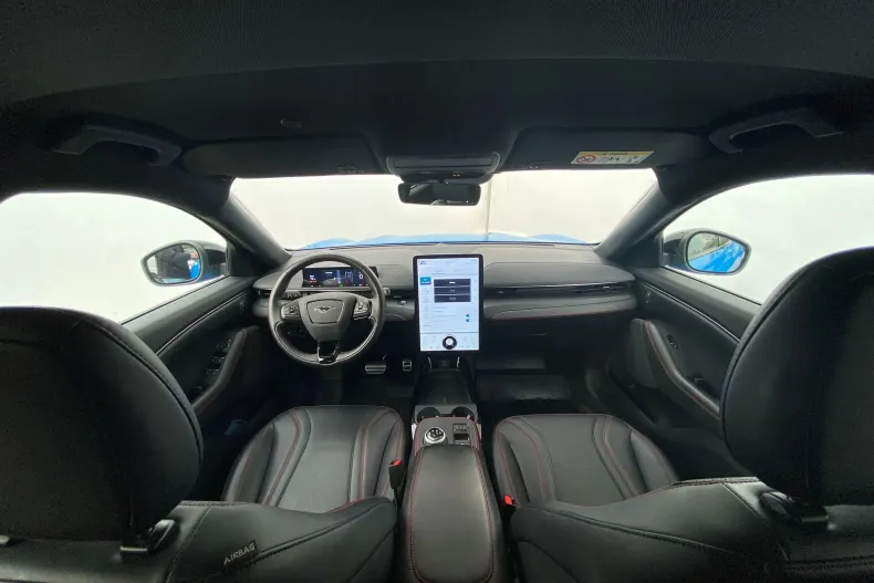 Ford Mustang Mach-E din 2022 cu 20.700 km - oferta FOR148376 - foto 9