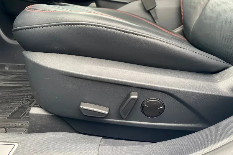 Ford Mustang Mach-E din 2022 cu 20.700 km - oferta FOR148376 - foto 16