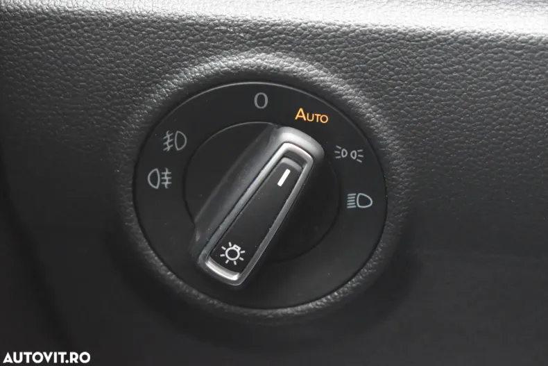 Volkswagen T-Roc din 2021 cu 97.338 km - oferta VOL148388 - foto 36