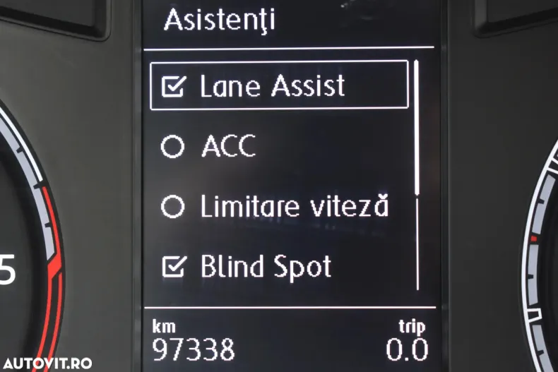 Volkswagen T-Roc din 2021 cu 97.338 km - oferta VOL148388 - foto 38