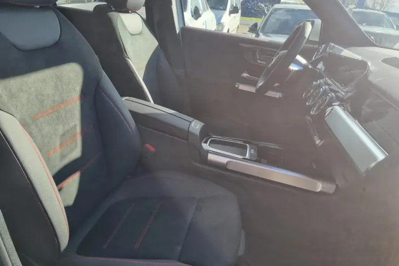 Mercedes-Benz GLB din 2025 cu 0 km - oferta MER148393 - foto 19