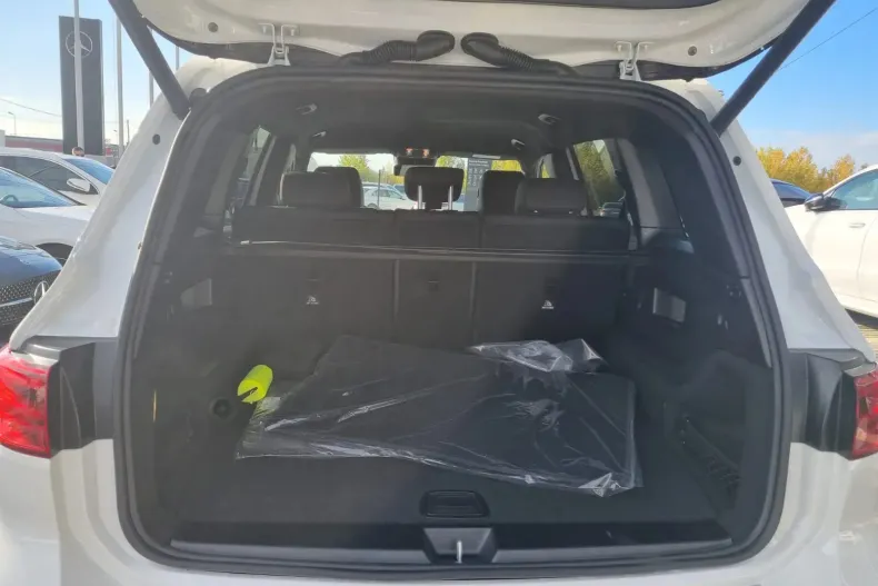 Mercedes-Benz GLB din 2025 cu 0 km - oferta MER148393 - foto 33