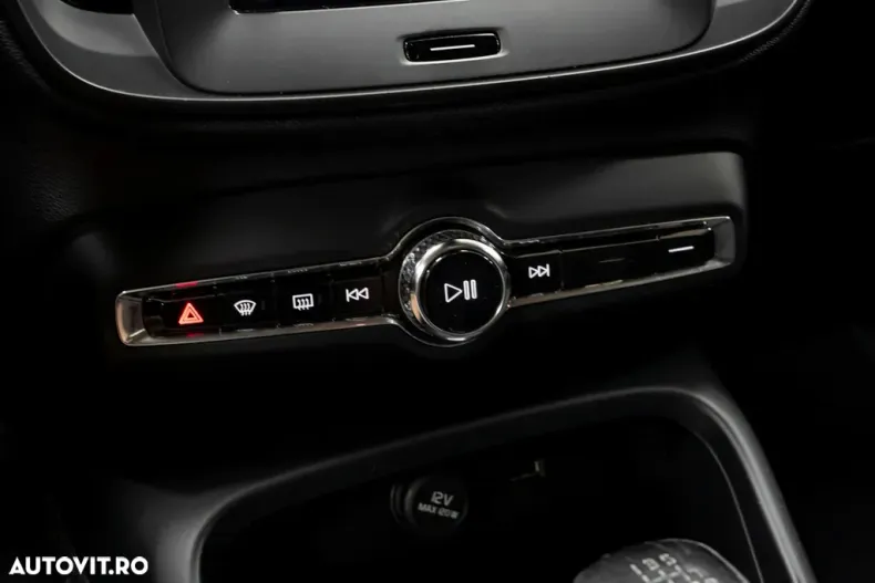 Volvo XC40 din 2020 cu 180.000 km - oferta VOL148396 - foto 31