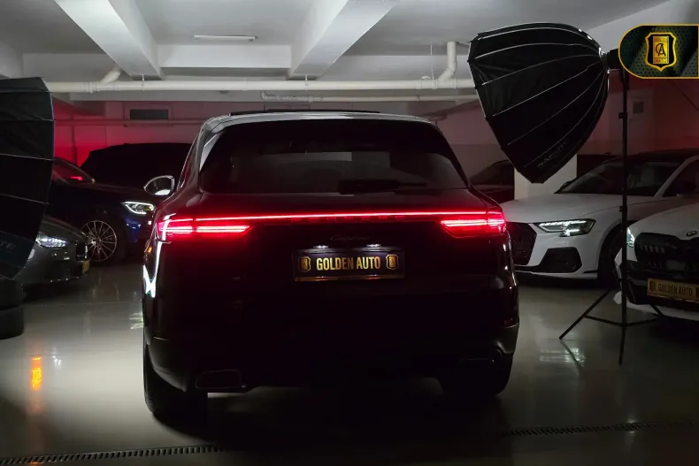 Porsche Cayenne din 2019 cu 140.003 km - oferta POR148410 - foto 5