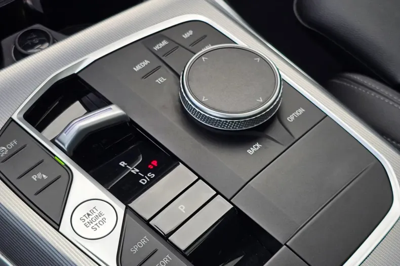 BMW Seria 3 din 2023 cu 93.440 km - oferta BMW148414 - foto 17