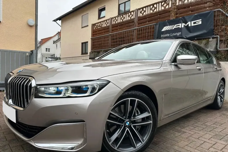 BMW Seria 7 din 2022 cu 85.000 km - oferta BMW148423 - foto 1