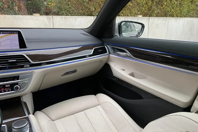 BMW Seria 7 din 2022 cu 85.000 km - oferta BMW148423 - foto 14