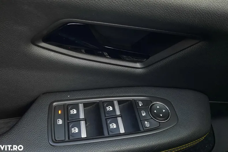 Renault Megane din 2023 cu 23.316 km - oferta REN148427 - foto 9