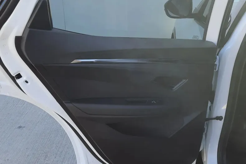 Renault Megane din 2023 cu 23.316 km - oferta REN148427 - foto 12