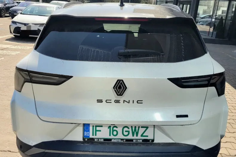 Renault Scenic din 2024 cu 13.786 km - oferta REN148433 - foto 11
