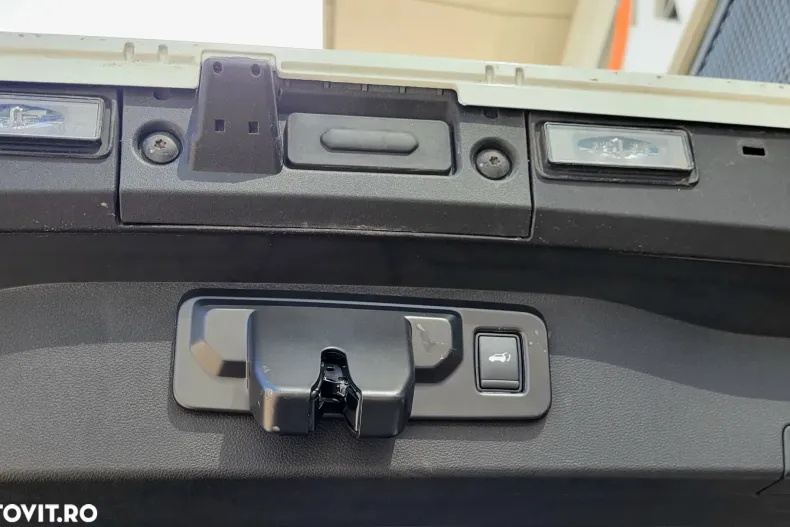 Renault Scenic din 2024 cu 13.786 km - oferta REN148433 - foto 13