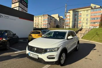 Volkswagen T-Roc din 2021 - oferta VOL148434