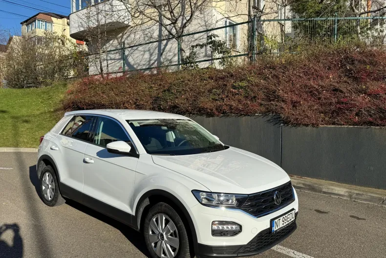 Volkswagen T-Roc din 2021 cu 88.231 km - oferta VOL148434 - foto 3