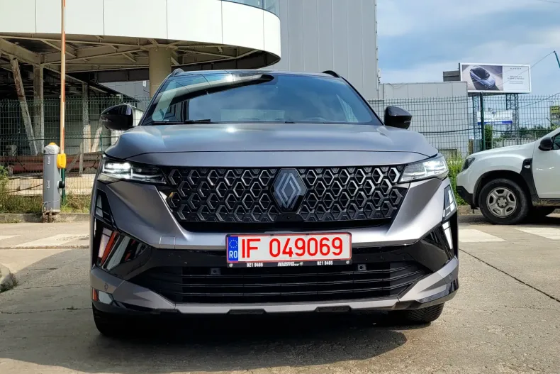 Renault Austral din 2025 cu 900 km - oferta REN148435 - foto 3