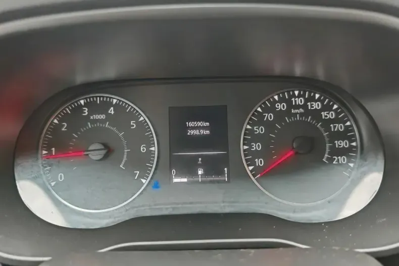 Dacia Duster din 2020 cu 160.950 km - oferta DAC148436 - foto 25