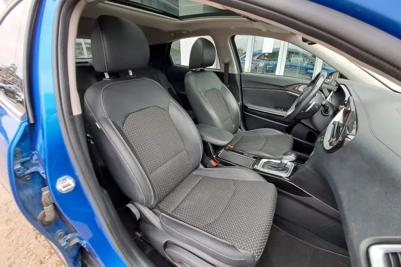 Kia XCeed din 2020 cu 83.042 km - oferta KIA148437 - foto 23