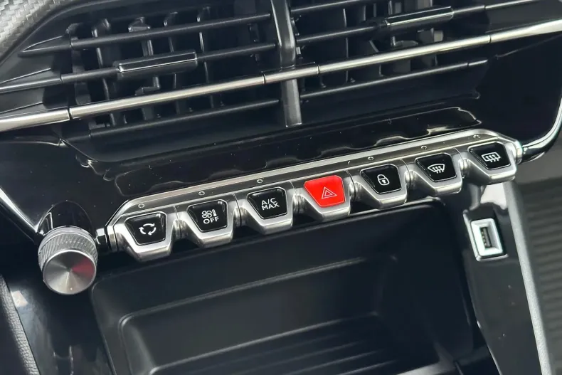 Peugeot 2008 din 2022 cu 98.000 km - oferta PEU148439 - foto 26