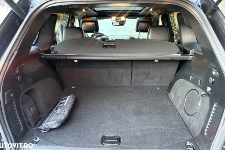 Jeep Grand Cherokee din 2019 cu 147.299 km - oferta JEE148445 - foto 10