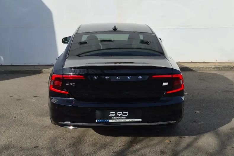 Volvo S90 din 2024 cu 23 km - oferta VOL148448 - foto 12