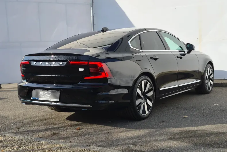 Volvo S90 din 2024 cu 23 km - oferta VOL148448 - foto 15