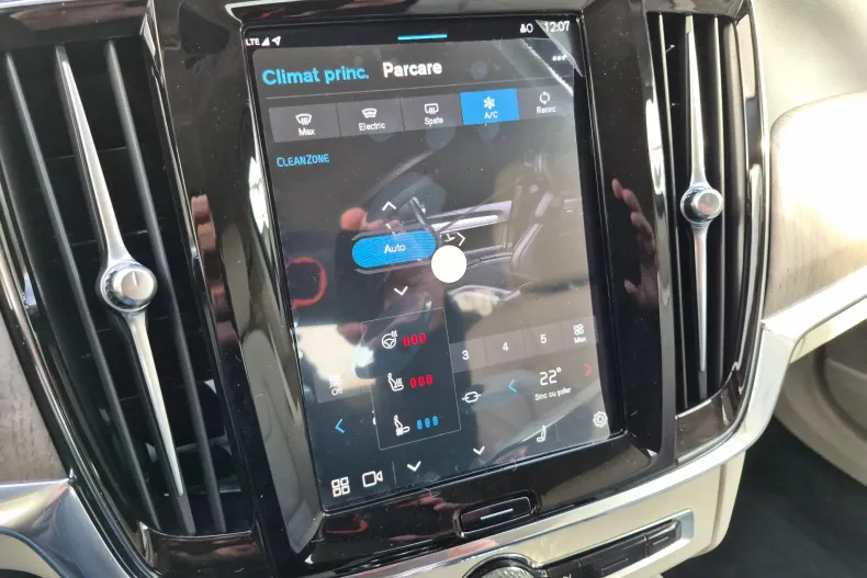 Volvo S90 din 2024 cu 23 km - oferta VOL148448 - foto 28