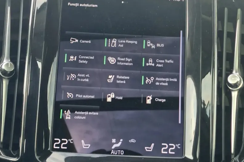 Volvo XC60 din 2021 cu 139.885 km - oferta VOL148465 - foto 17