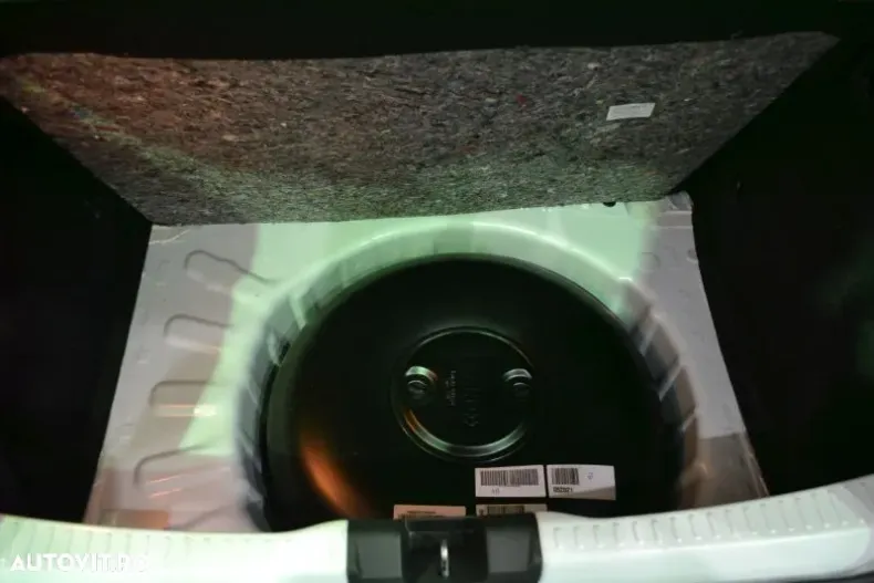 Dacia Sandero Stepway din 2021 cu 48.571 km - oferta DAC148480 - foto 21