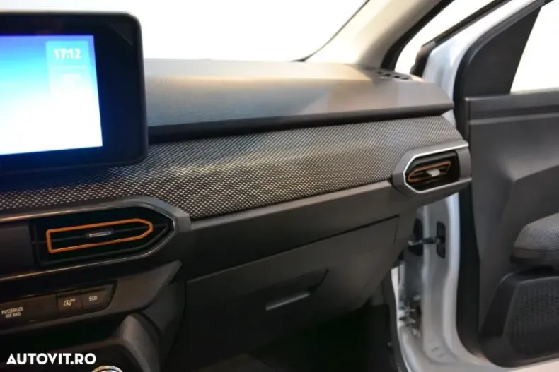 Dacia Sandero Stepway din 2021 cu 48.571 km - oferta DAC148480 - foto 24