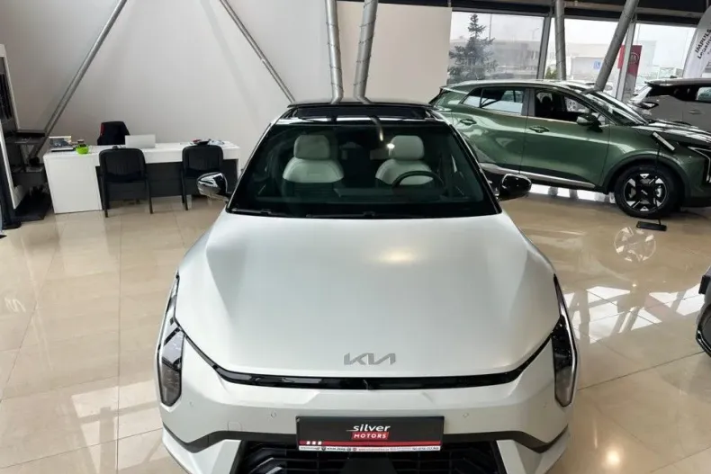 Kia EV4 din 2025 cu 5 km - oferta KIA148482 - foto 2