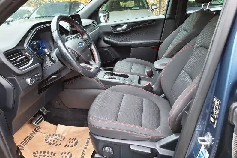 Ford Kuga din 2020 cu 90.636 km - oferta FOR148489 - foto 8