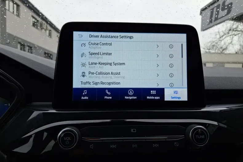 Ford Kuga din 2020 cu 90.636 km - oferta FOR148489 - foto 20