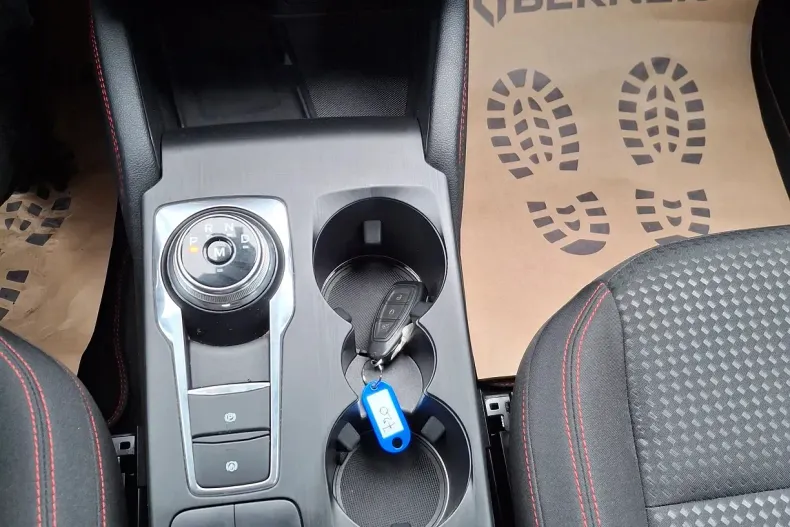 Ford Kuga din 2020 cu 90.636 km - oferta FOR148489 - foto 24