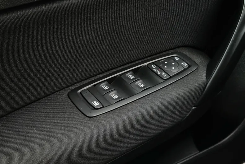 Renault Megane din 2019 cu 126.500 km - oferta REN148491 - foto 21