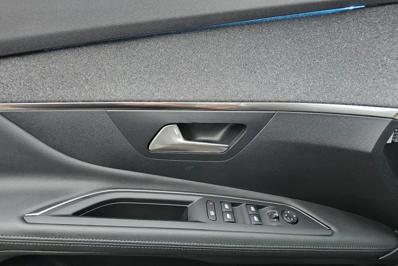 Peugeot 3008 din 2021 cu 99.999 km - oferta PEU148500 - foto 21