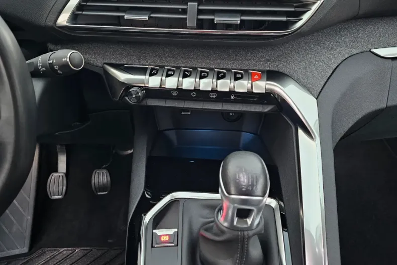 Peugeot 3008 din 2021 cu 99.999 km - oferta PEU148500 - foto 36