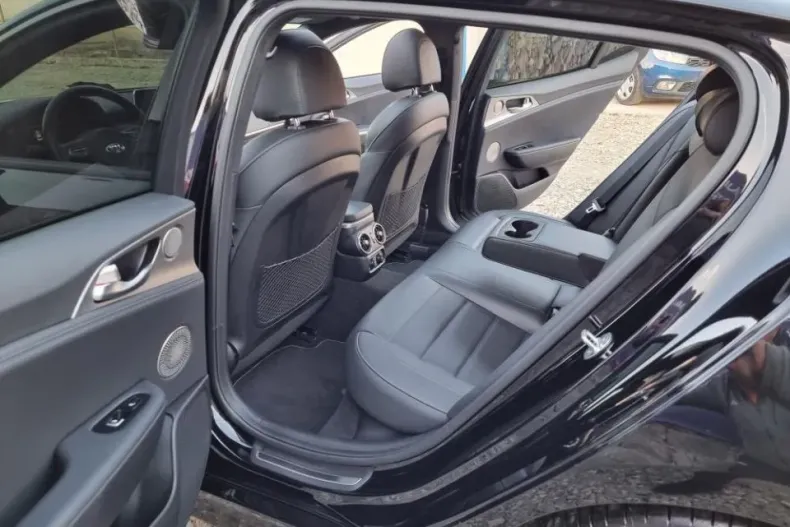 Kia Stinger din 2021 cu 59.999 km - oferta KIA148502 - foto 21