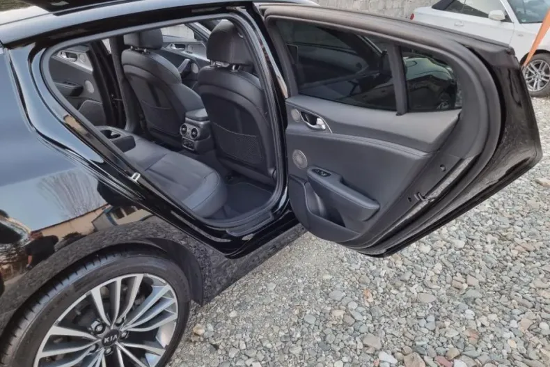 Kia Stinger din 2021 cu 59.999 km - oferta KIA148502 - foto 27