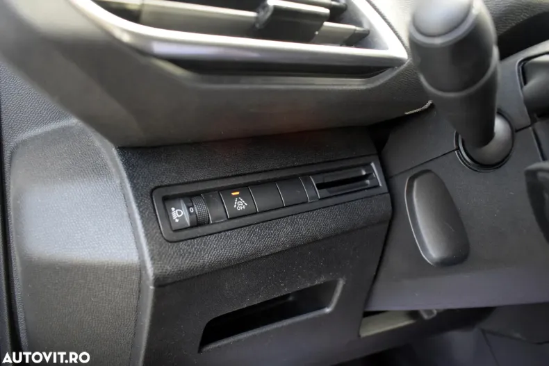 Peugeot 5008 din 2022 cu 163.712 km - oferta PEU148504 - foto 14