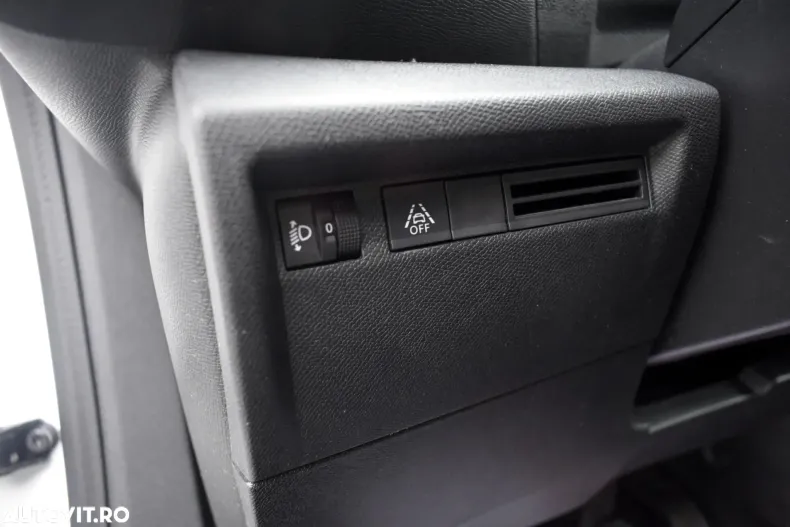 Citroën C4 din 2023 cu 132.747 km - oferta CIT148505 - foto 16