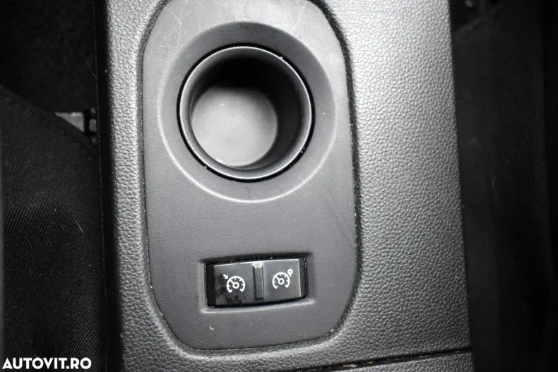 Dacia Duster din 2019 cu 136.912 km - oferta DAC148506 - foto 29