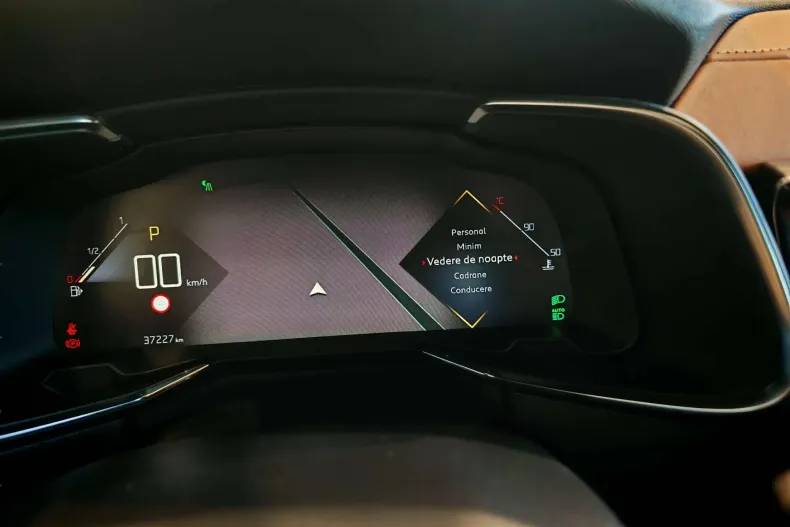 DS Automobiles DS 7 Crossback din 2022 cu 37.227 km - oferta DSA148507 - foto 26