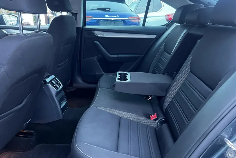 Skoda Octavia din 2019 cu 159.921 km - oferta SKO148510 - foto 6