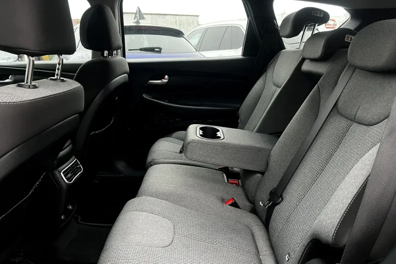 Hyundai SANTA FE din 2022 cu 173.494 km - oferta HYU148512 - foto 6