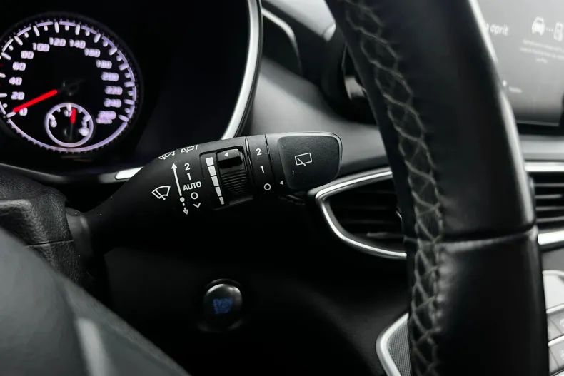 Hyundai SANTA FE din 2022 cu 173.494 km - oferta HYU148512 - foto 28